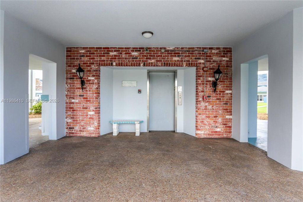 Photo of 2223 Park Ln #306, Hollywood, FL 33021 (MLS # A11986410)