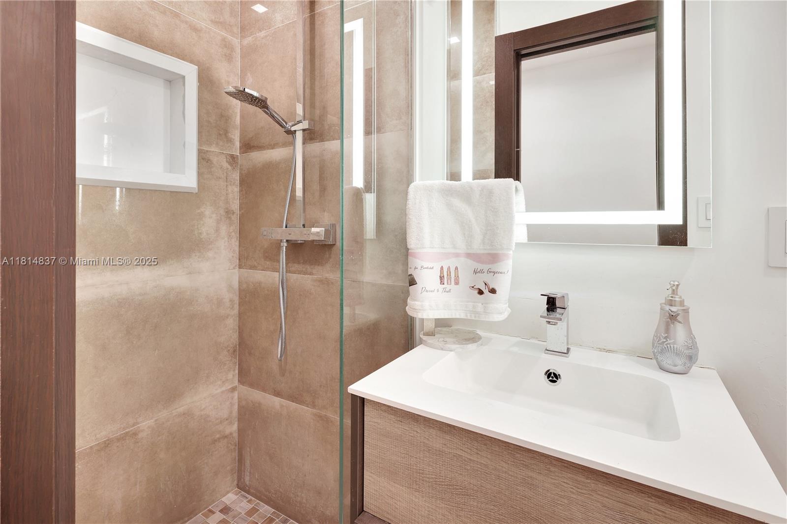 J G HEADS FARMS UNIT A - Residential