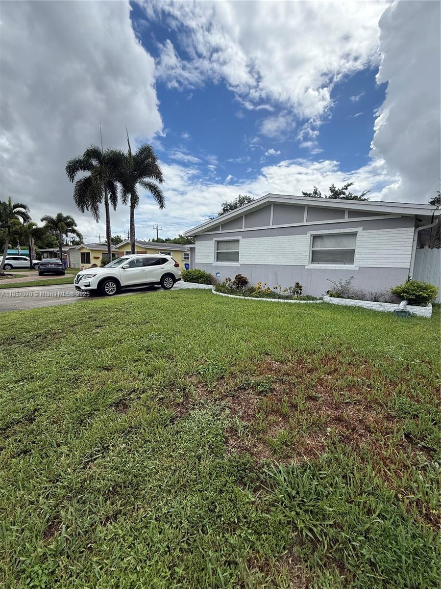 DRIFTWOOD ACRES - Residential Lease