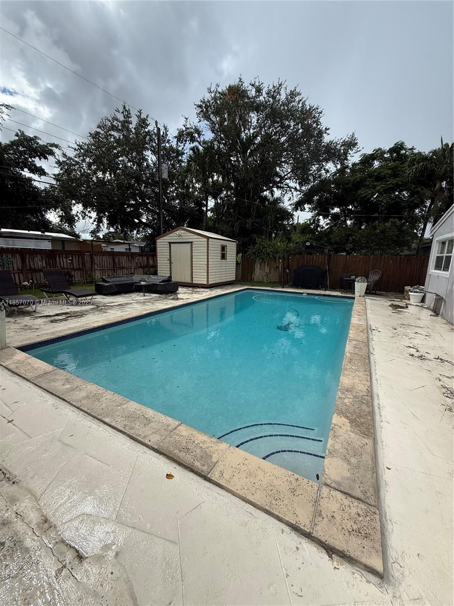 DRIFTWOOD ACRES - Residential Lease