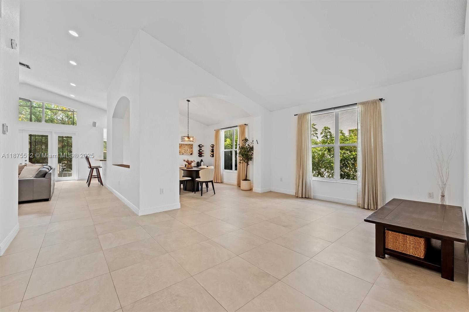 Saturnia - Residential