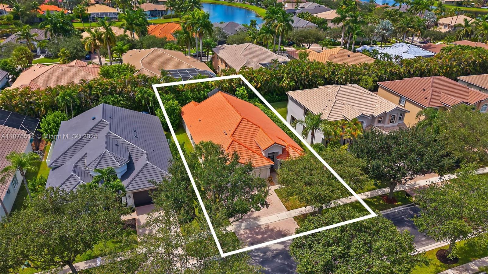 Saturnia - Residential