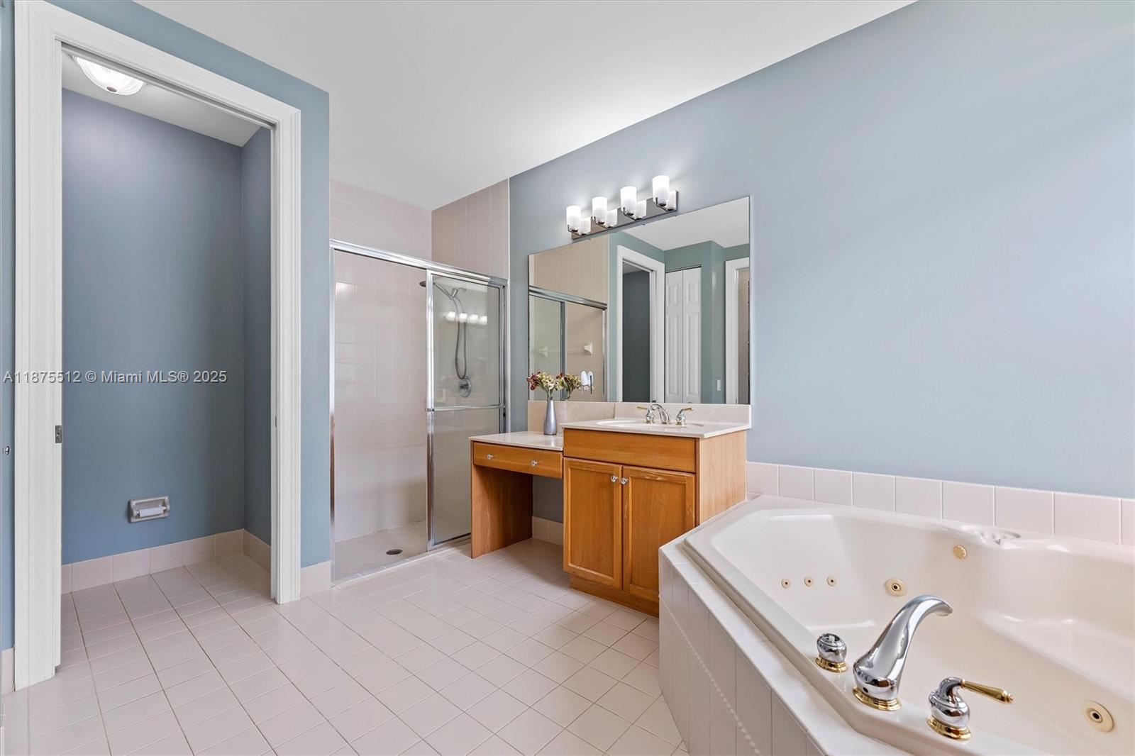 Saturnia - Residential