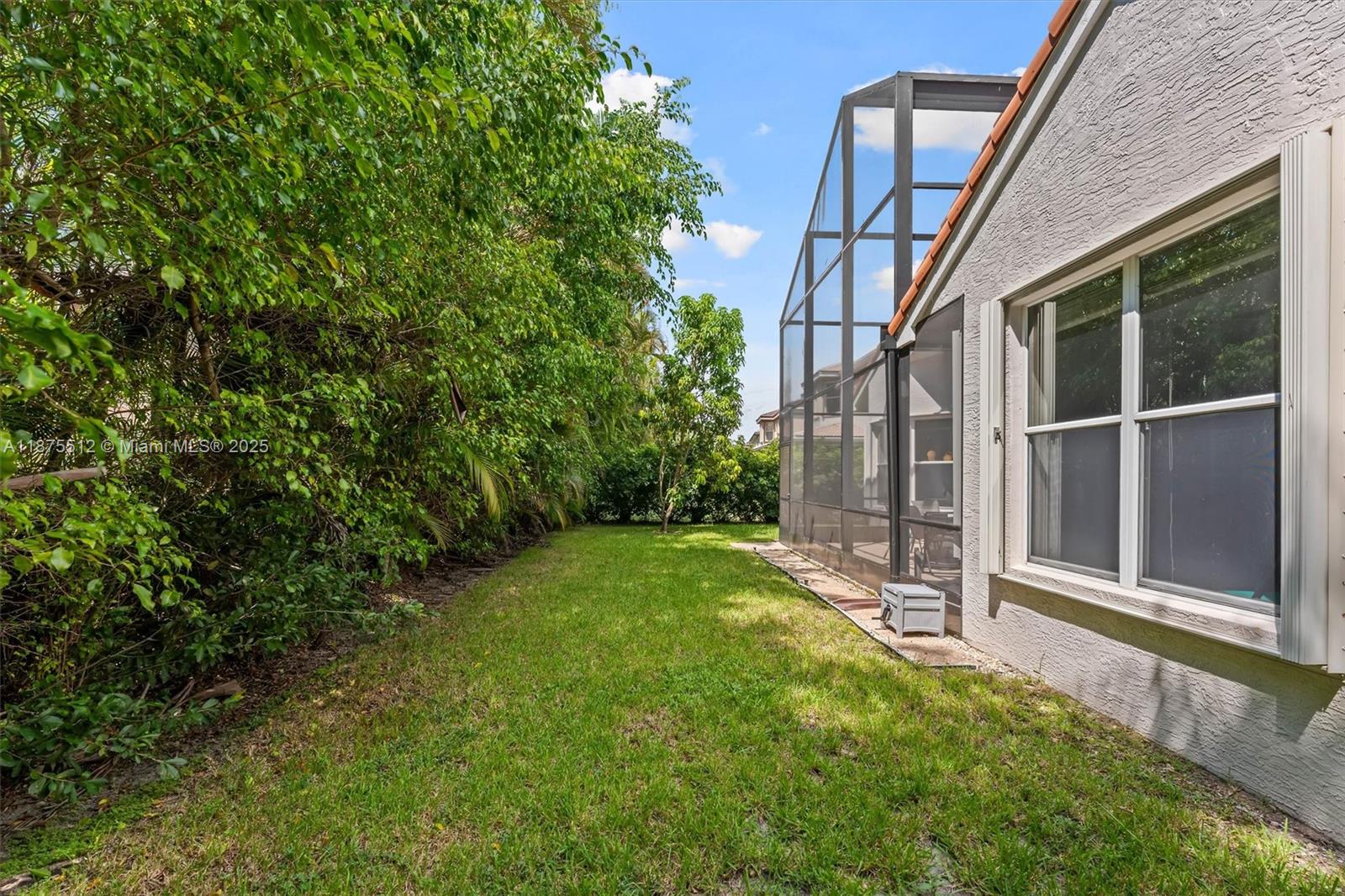 Saturnia - Residential