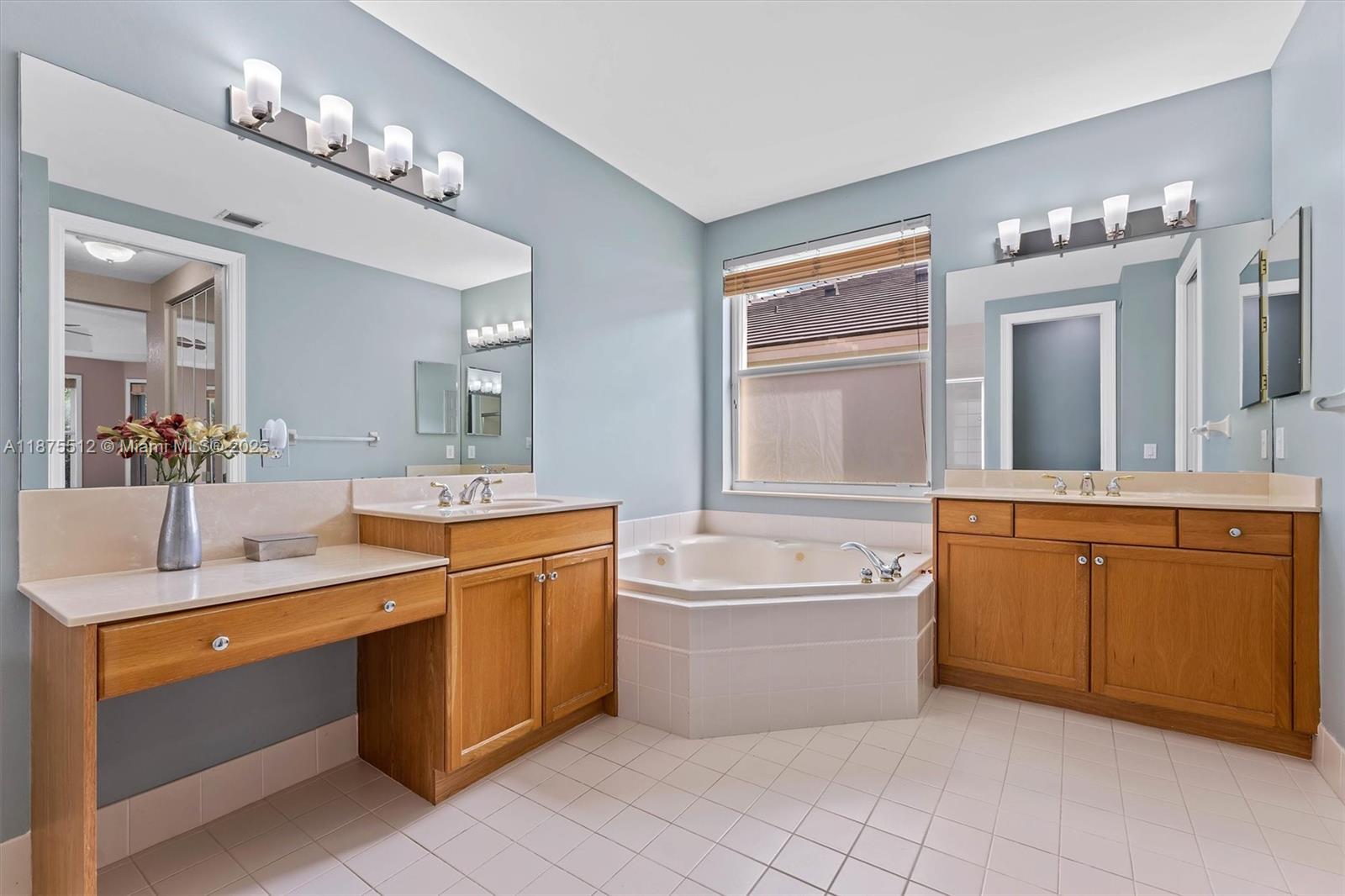 Saturnia - Residential