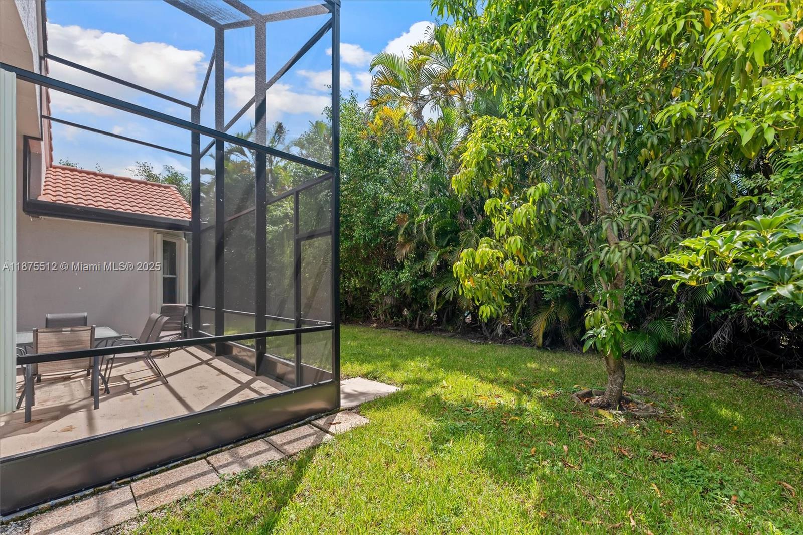 Saturnia - Residential