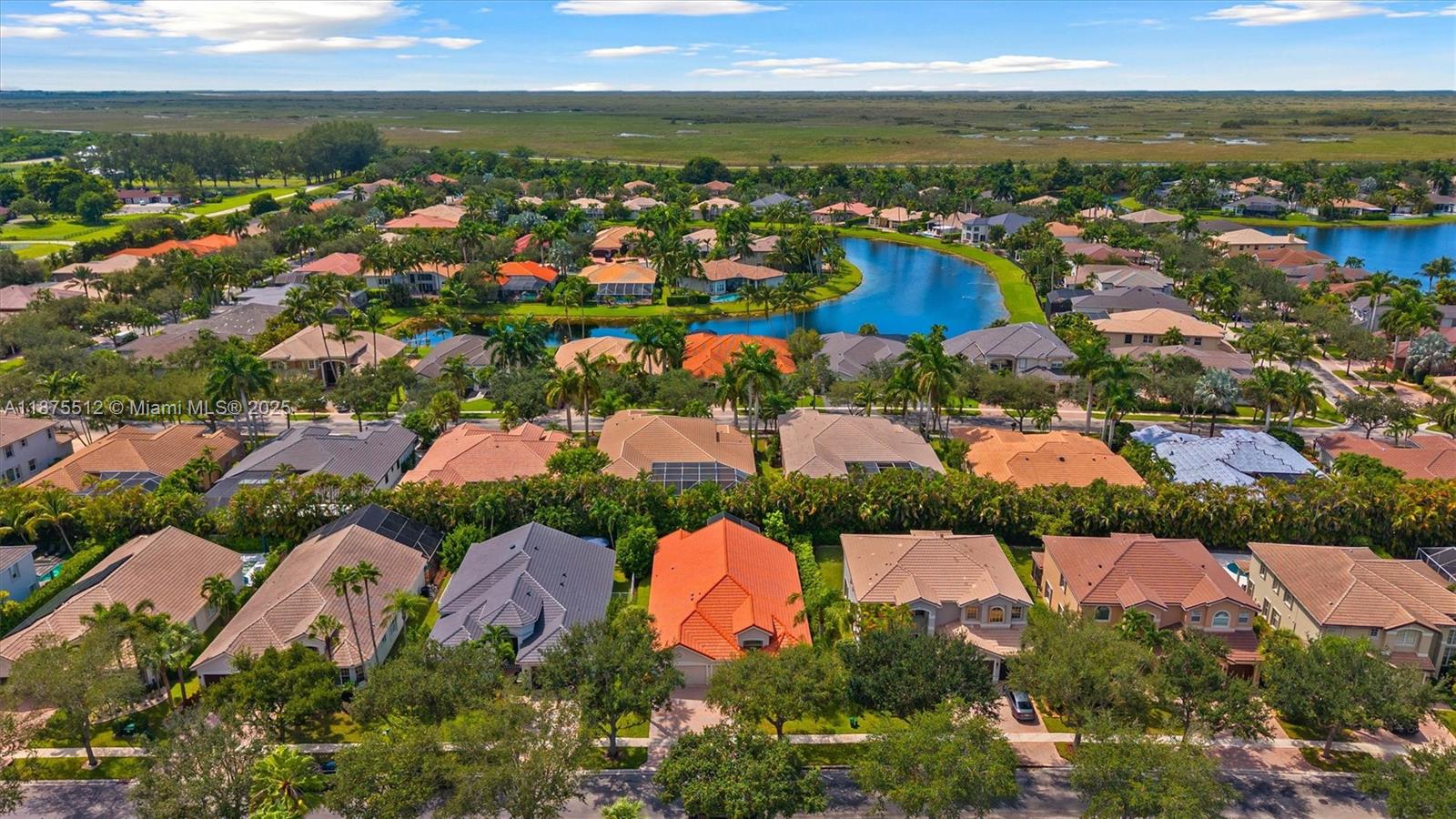 Saturnia - Residential