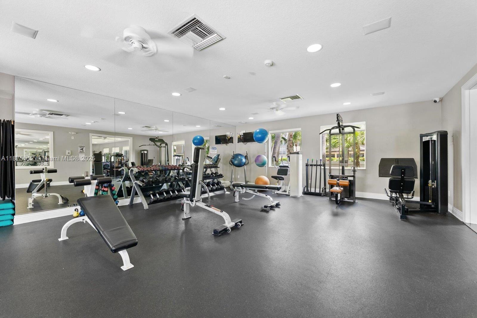 Saturnia - Residential