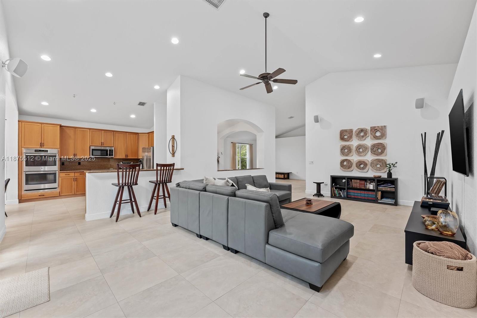 Saturnia - Residential