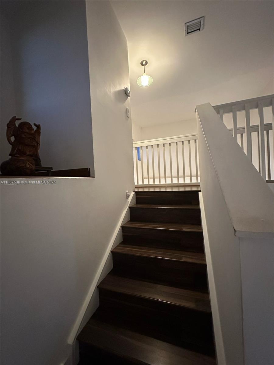 9769 NW 49th Ter 433