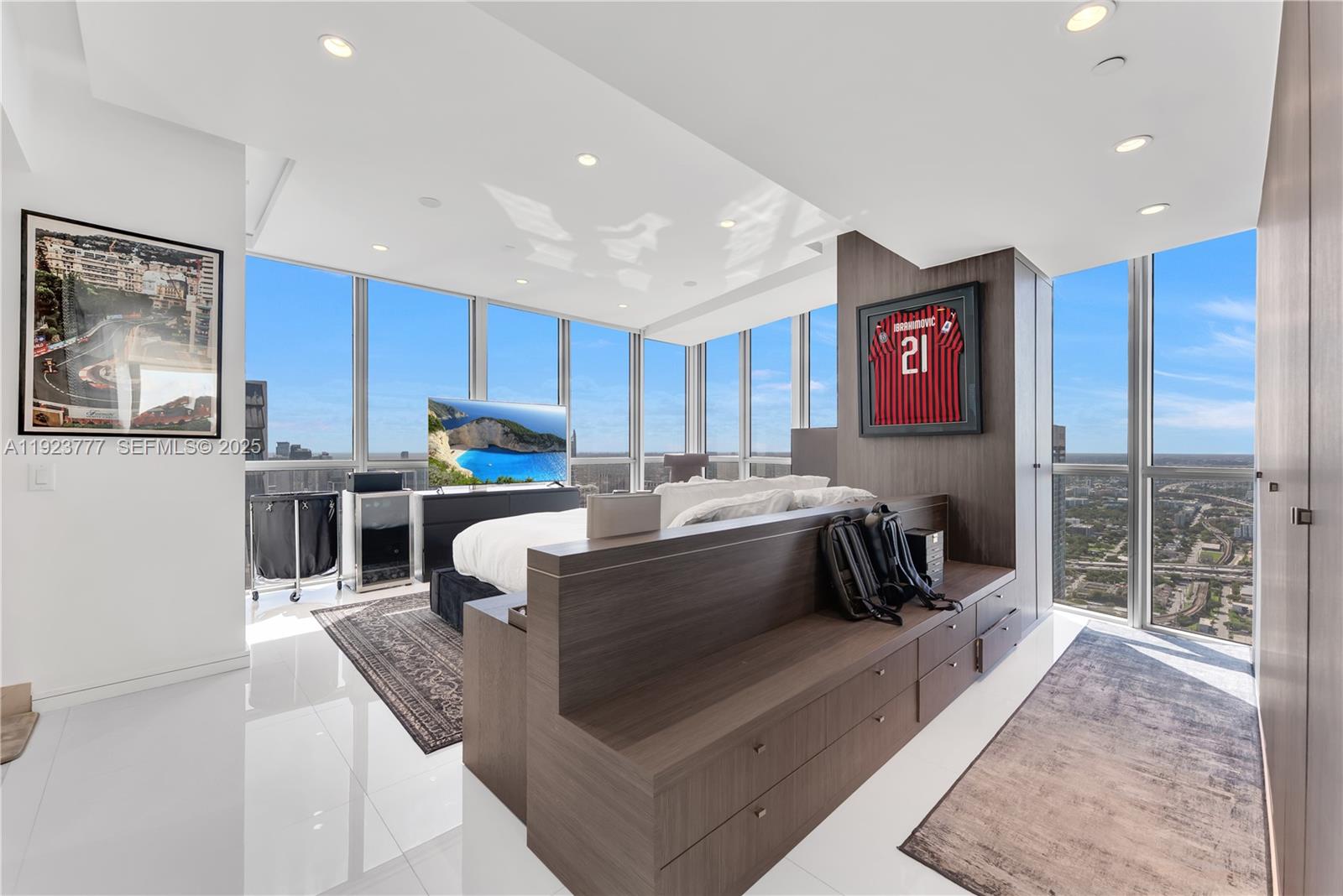 MARQUIS CONDO - Residential Lease