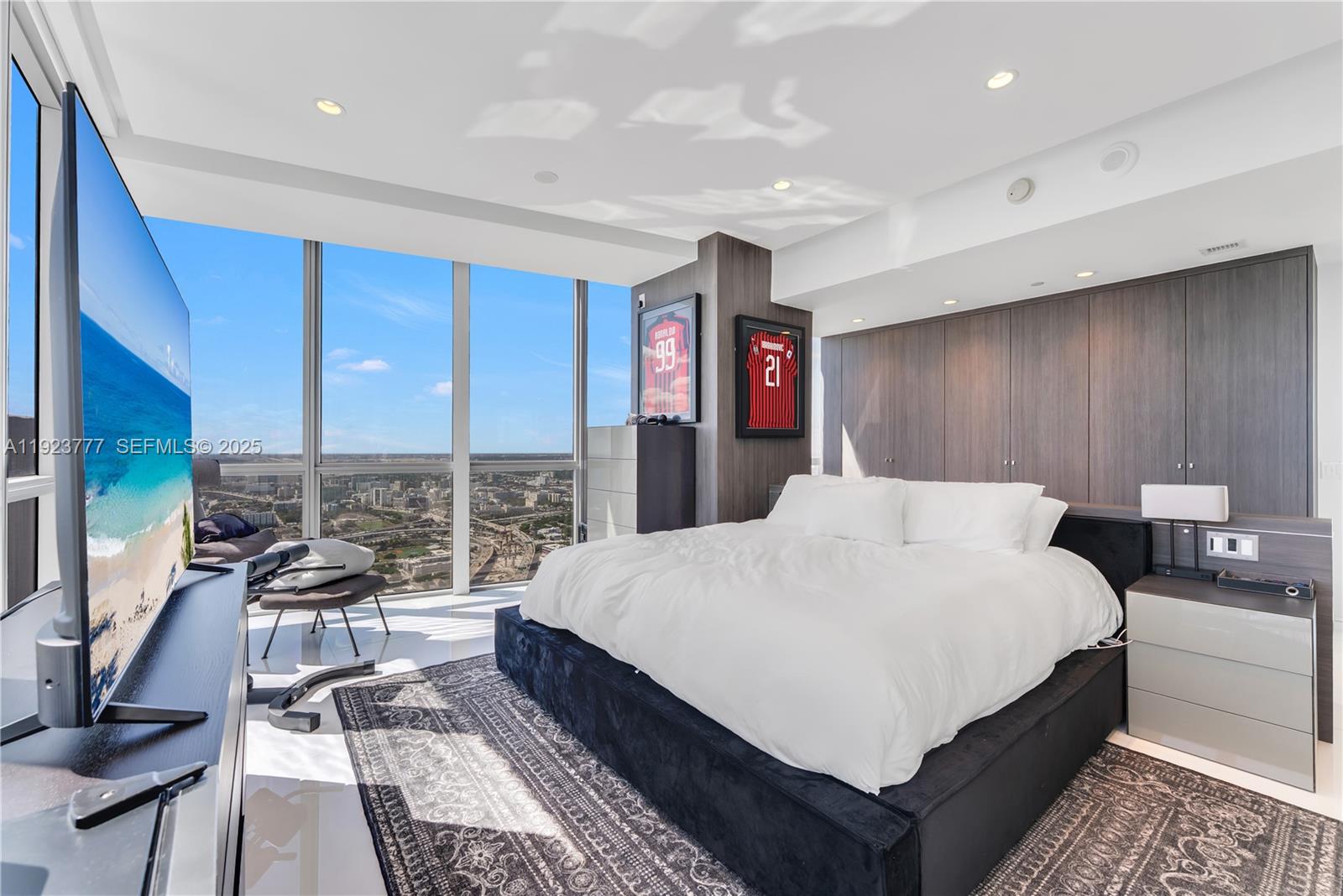 MARQUIS CONDO - Residential Lease