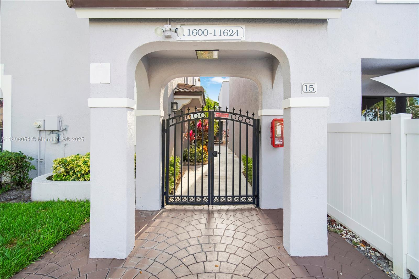 Property for Sale at 11604 Nw 11th St, Pembroke Pines, Miami-Dade County, Florida - Bedrooms: 2 
Bathrooms: 2  - $365,000