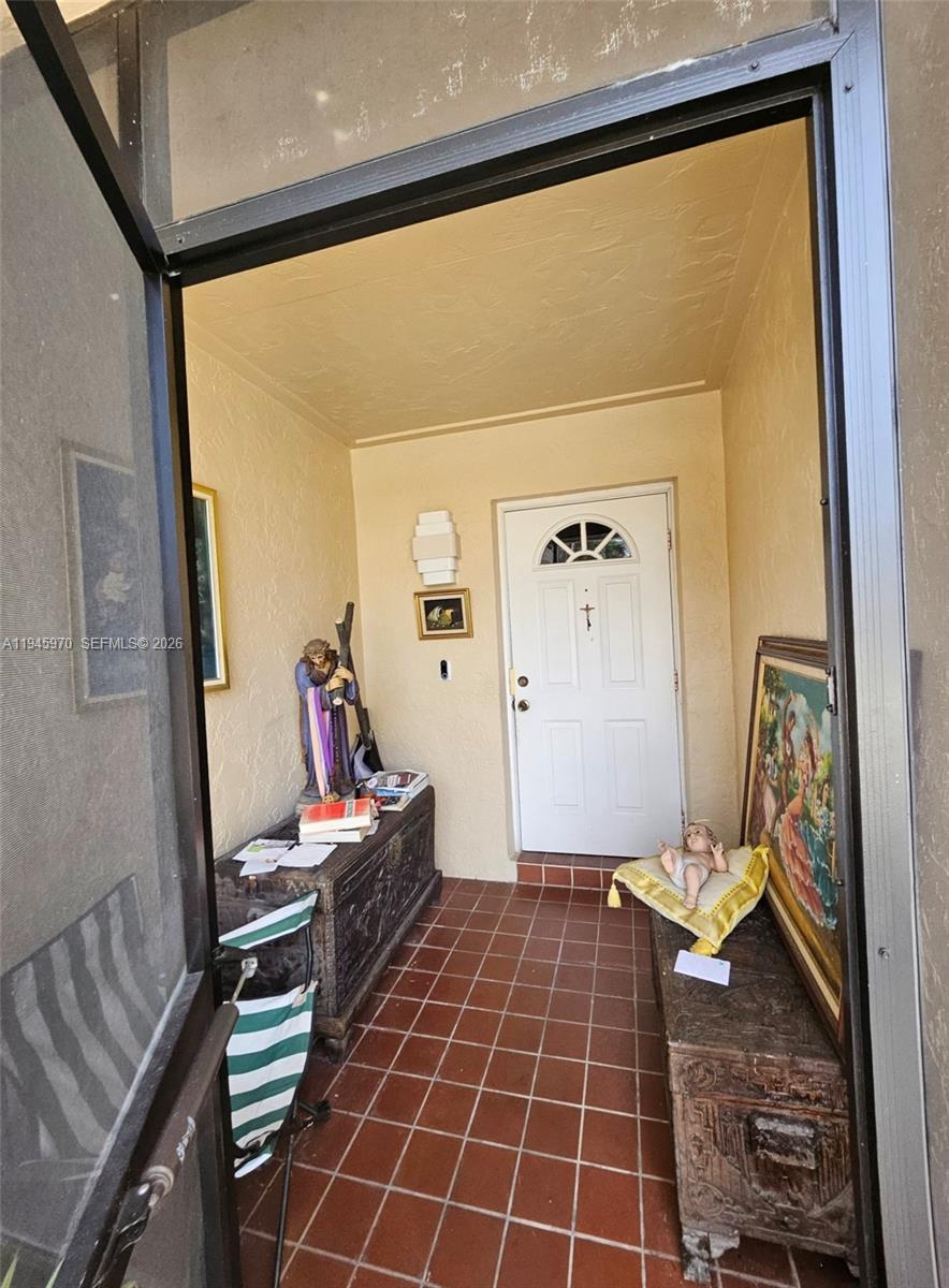 COUNTRY ISLES GARDEN HOME - Residential