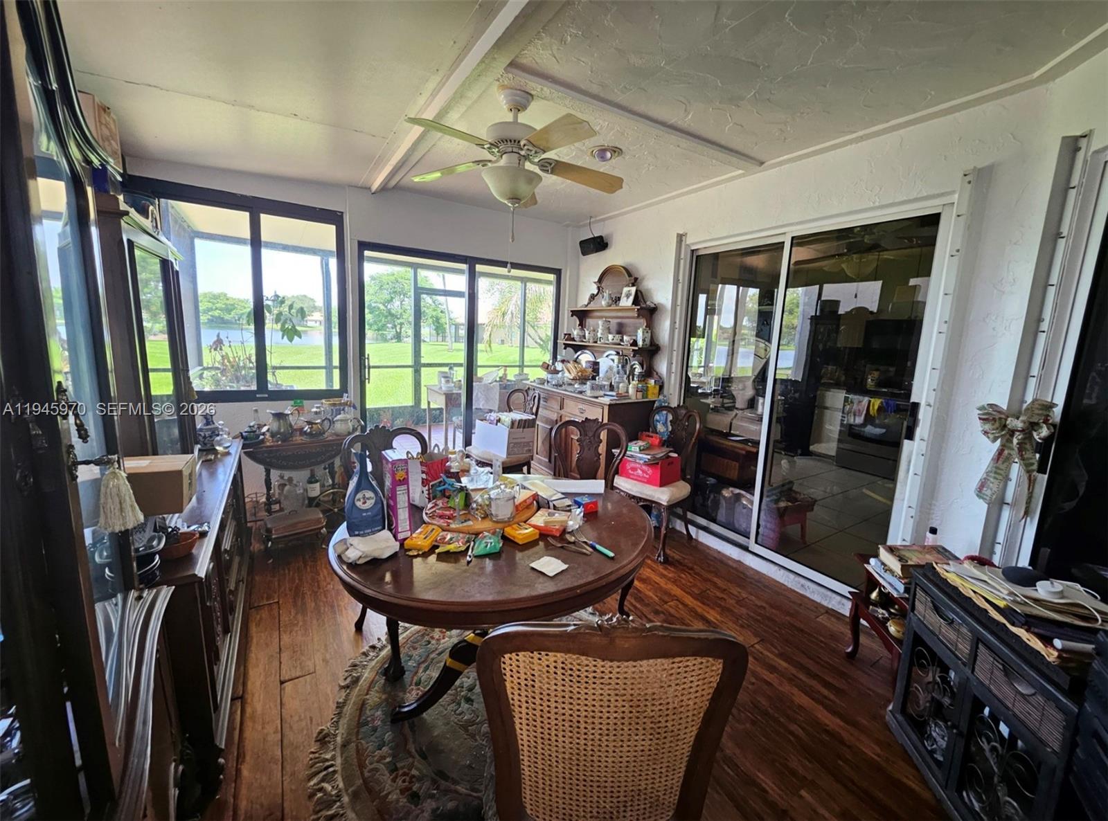 COUNTRY ISLES GARDEN HOME - Residential