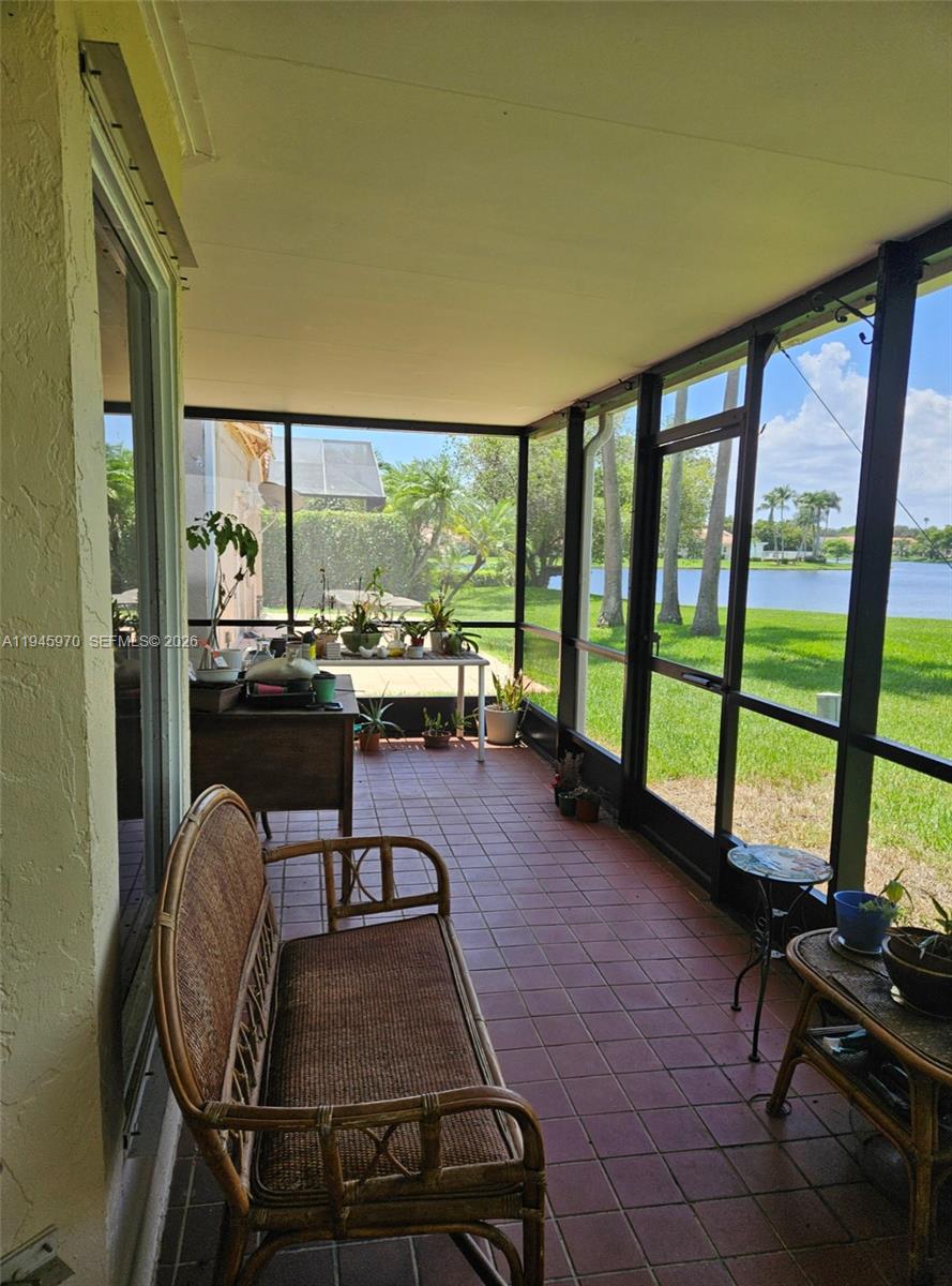 COUNTRY ISLES GARDEN HOME - Residential