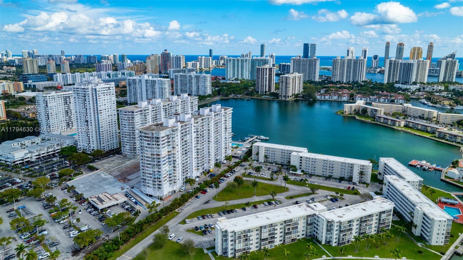 DEL PRADO MARINA - Residential