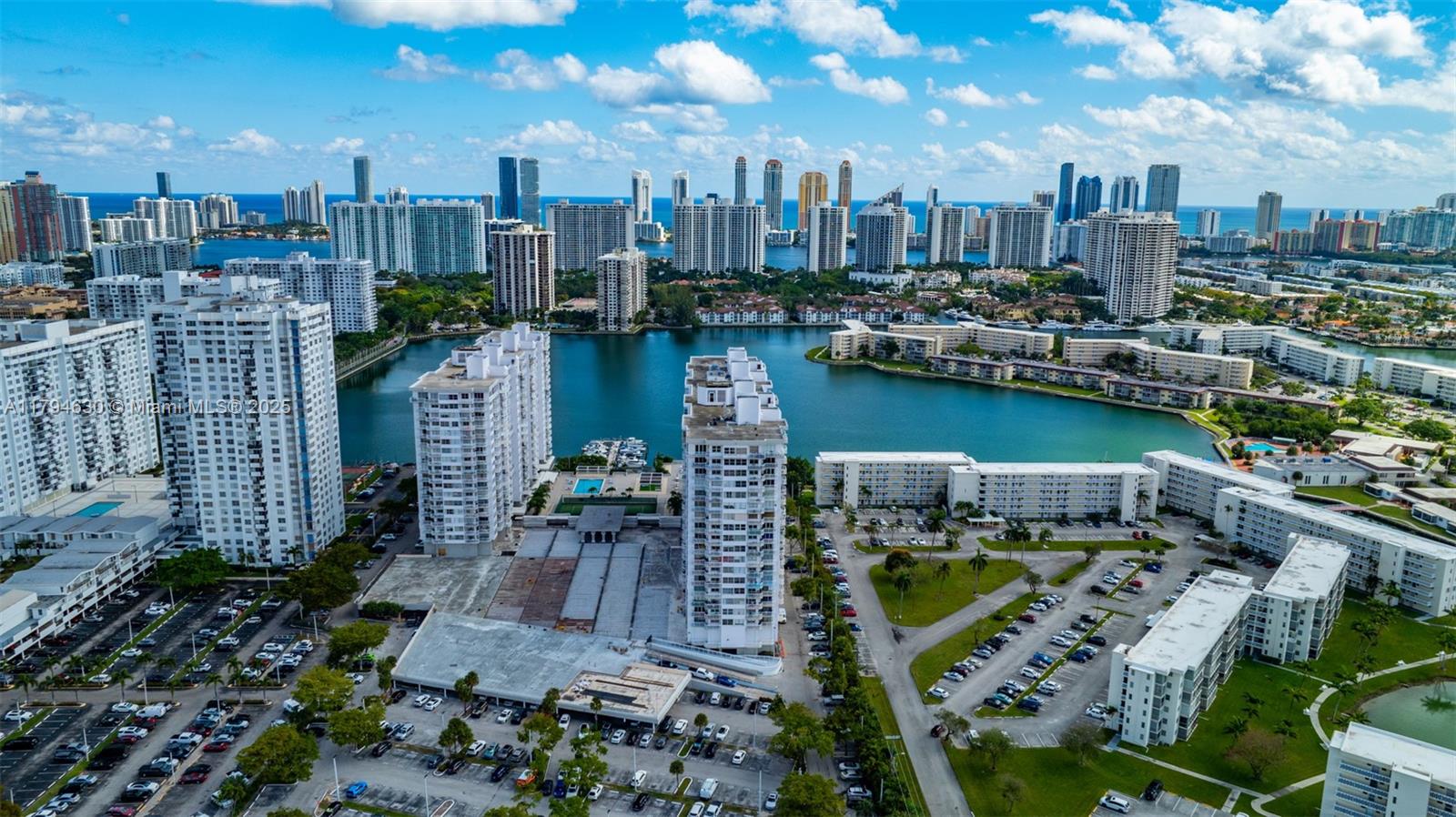 DEL PRADO MARINA - Residential