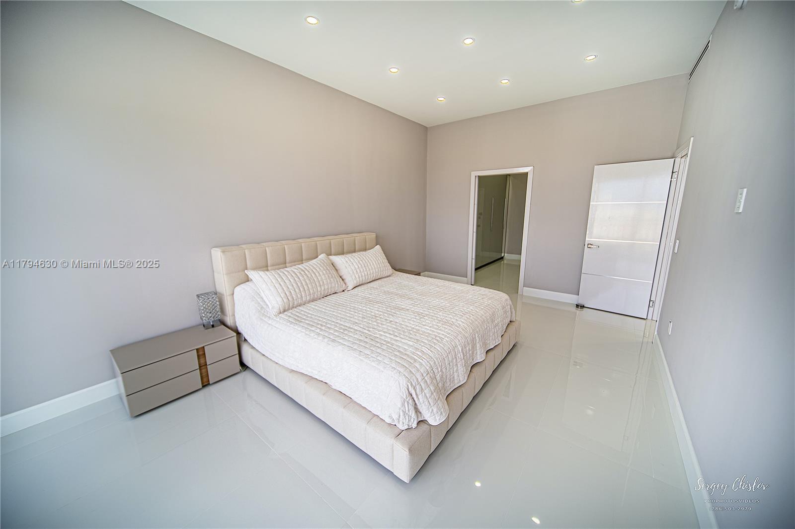 DEL PRADO MARINA - Residential