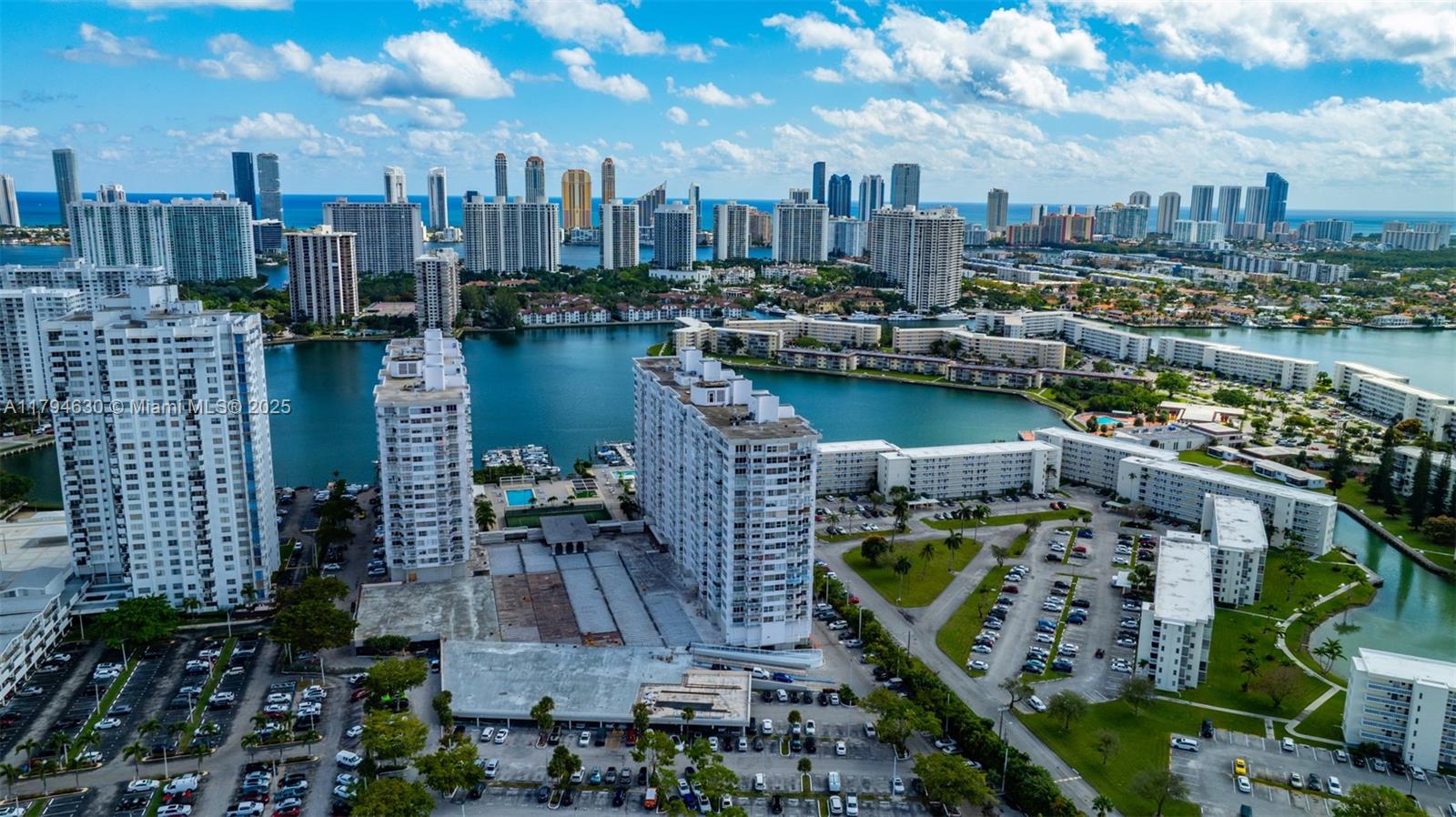 DEL PRADO MARINA - Residential