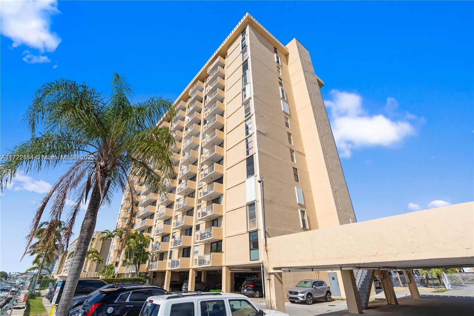 Rental Property at 2350 Ne 135th St 904, North Miami, Miami-Dade County, Florida - Bedrooms: 2 
Bathrooms: 2  - $2,350 MO.