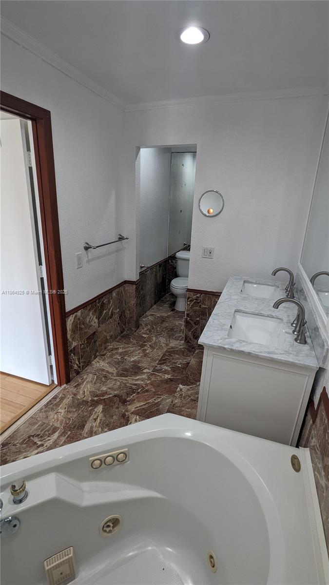 CHATEAULAINE - Residential