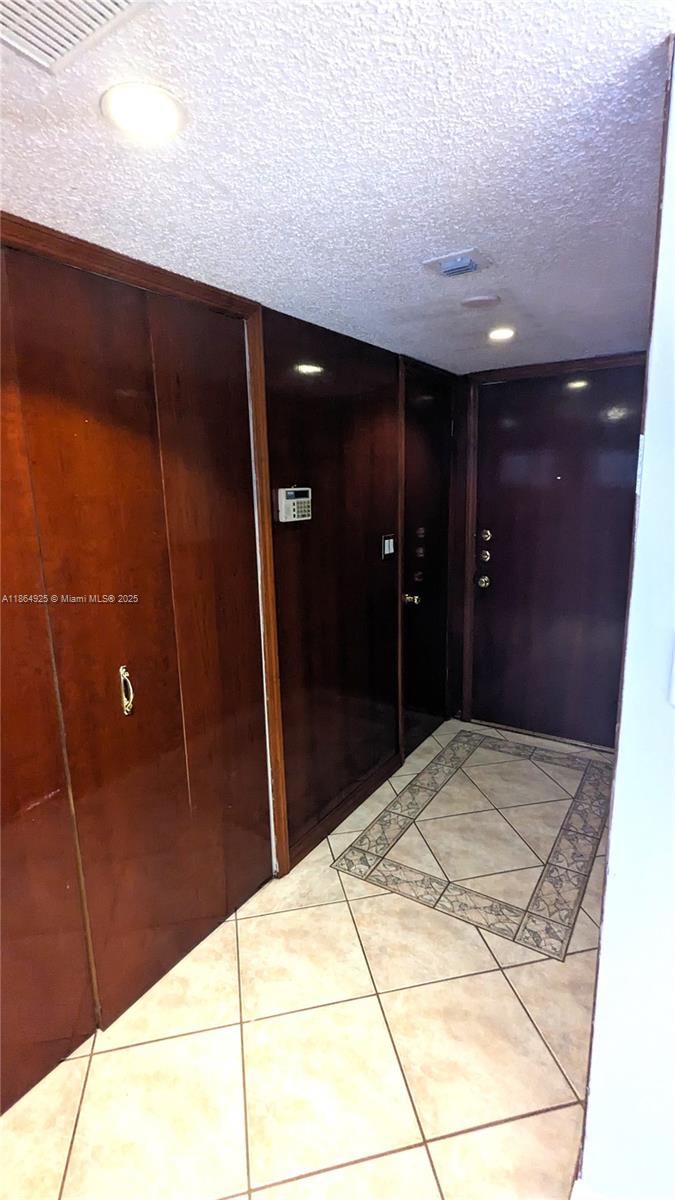 CHATEAULAINE - Residential