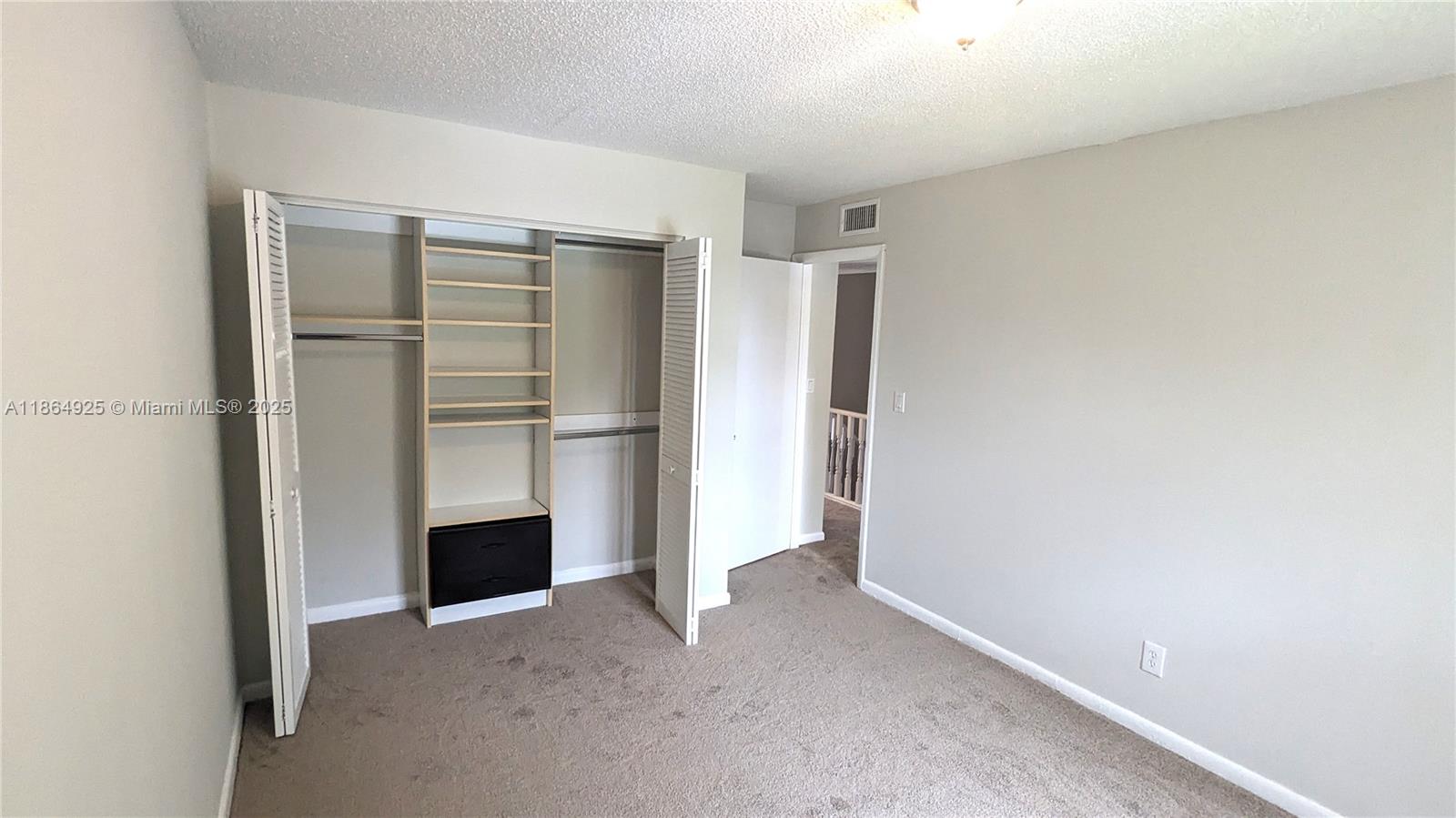 CHATEAULAINE - Residential