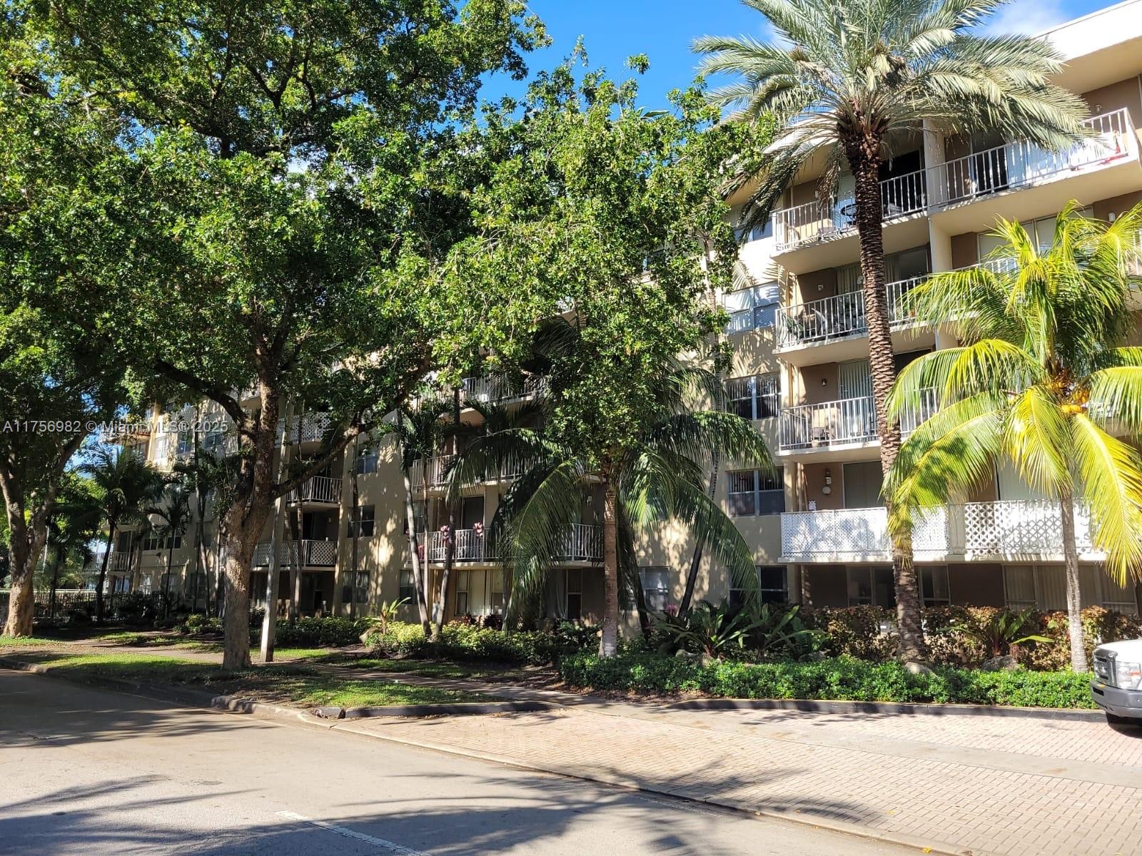 Rental Property at 1805 Sans Souci Blvd 220, North Miami, Miami-Dade County, Florida - Bedrooms: 1 
Bathrooms: 2  - $1,650 MO.