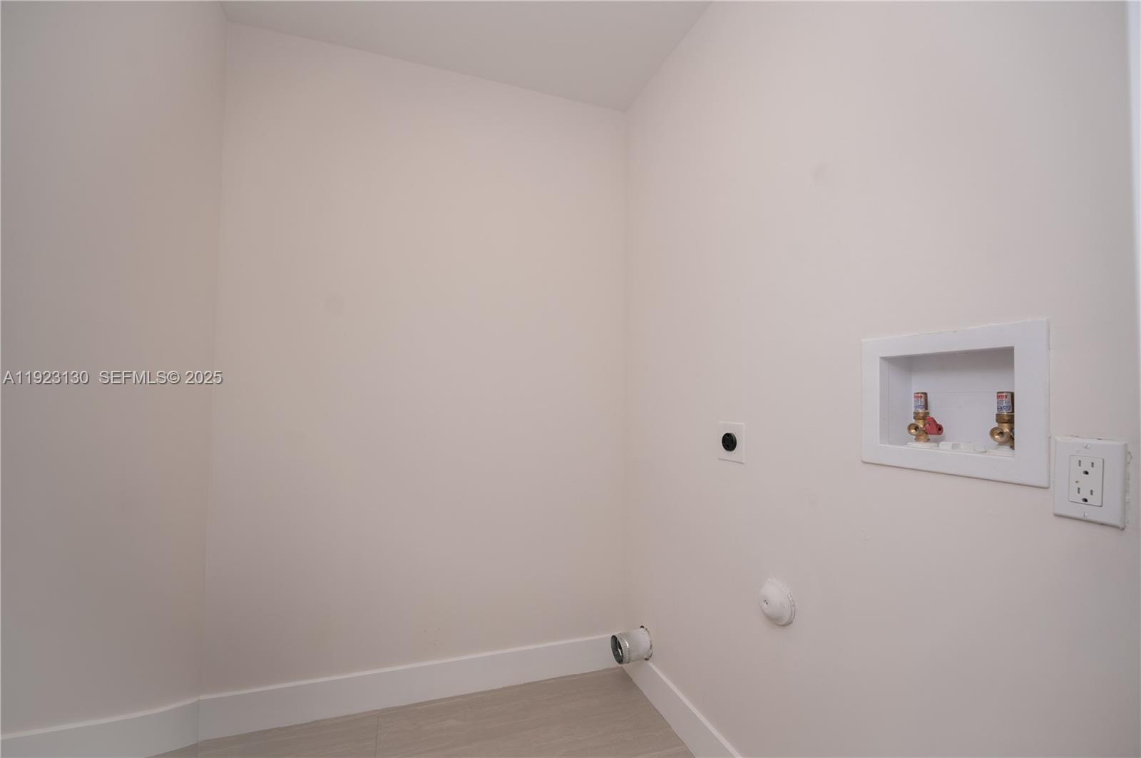 MIRAMAR SEC 12 - Residential