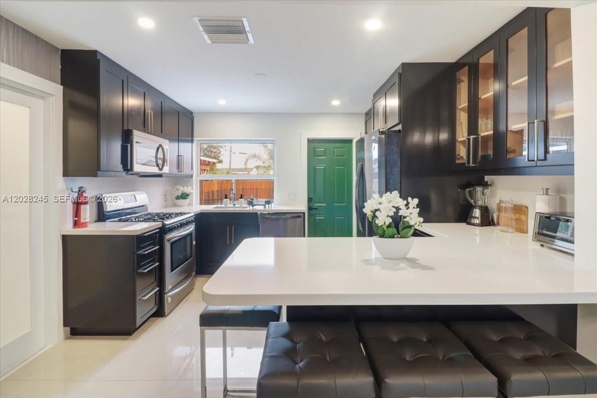 HOLLYWOOD PARK - Residential
