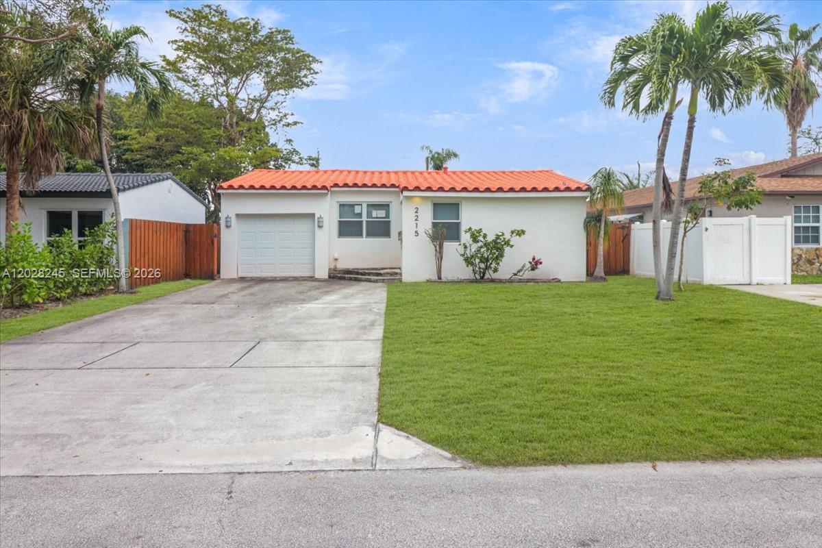 HOLLYWOOD PARK - Residential