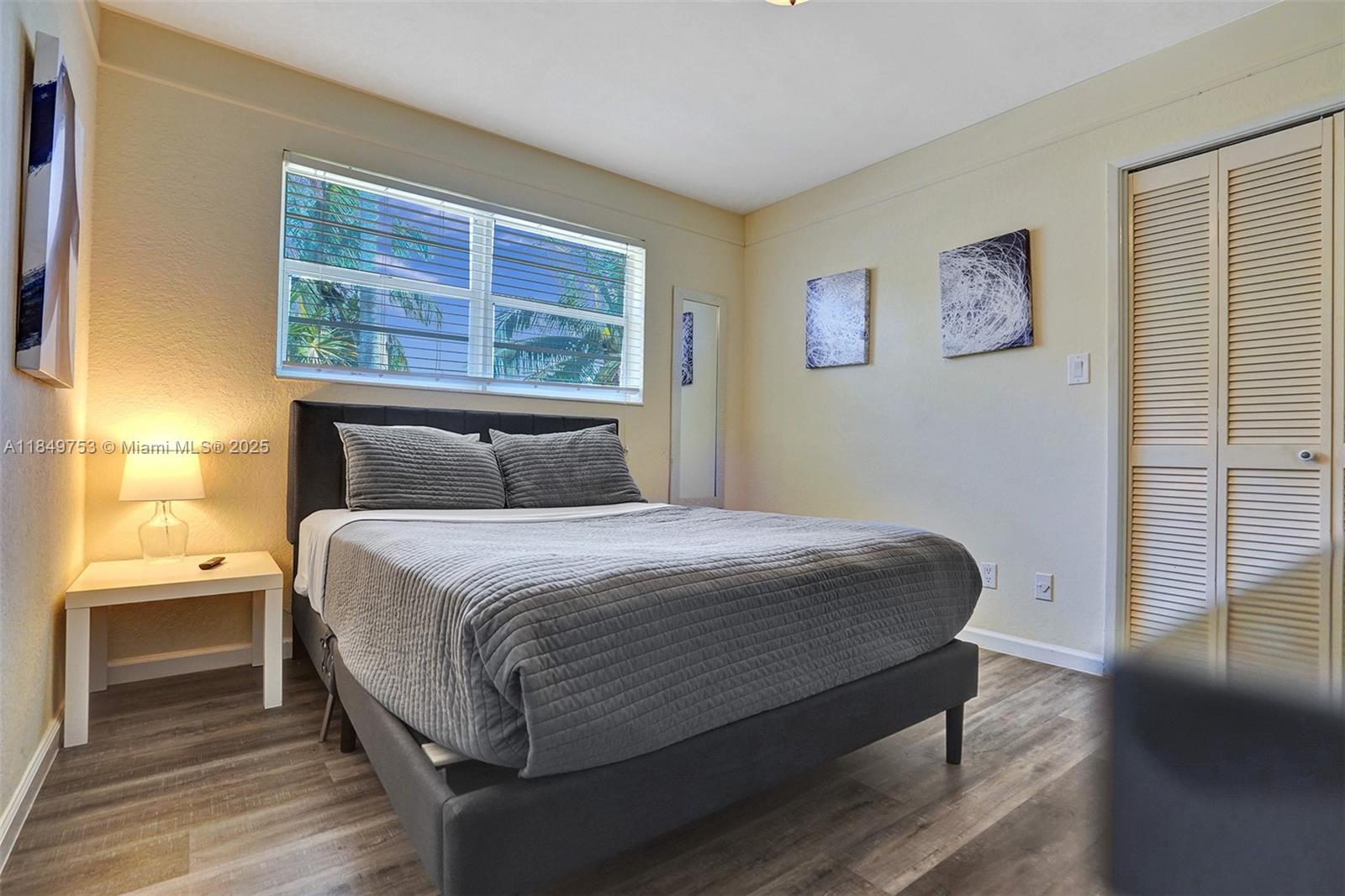 EDGEWATER ESTATES - Residential Lease