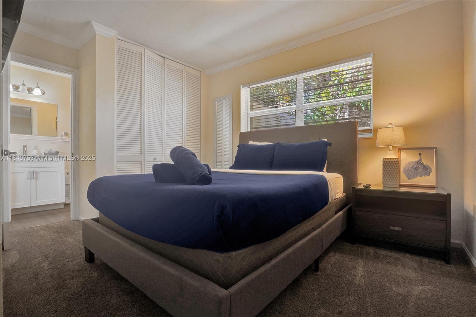 EDGEWATER ESTATES - Residential Lease