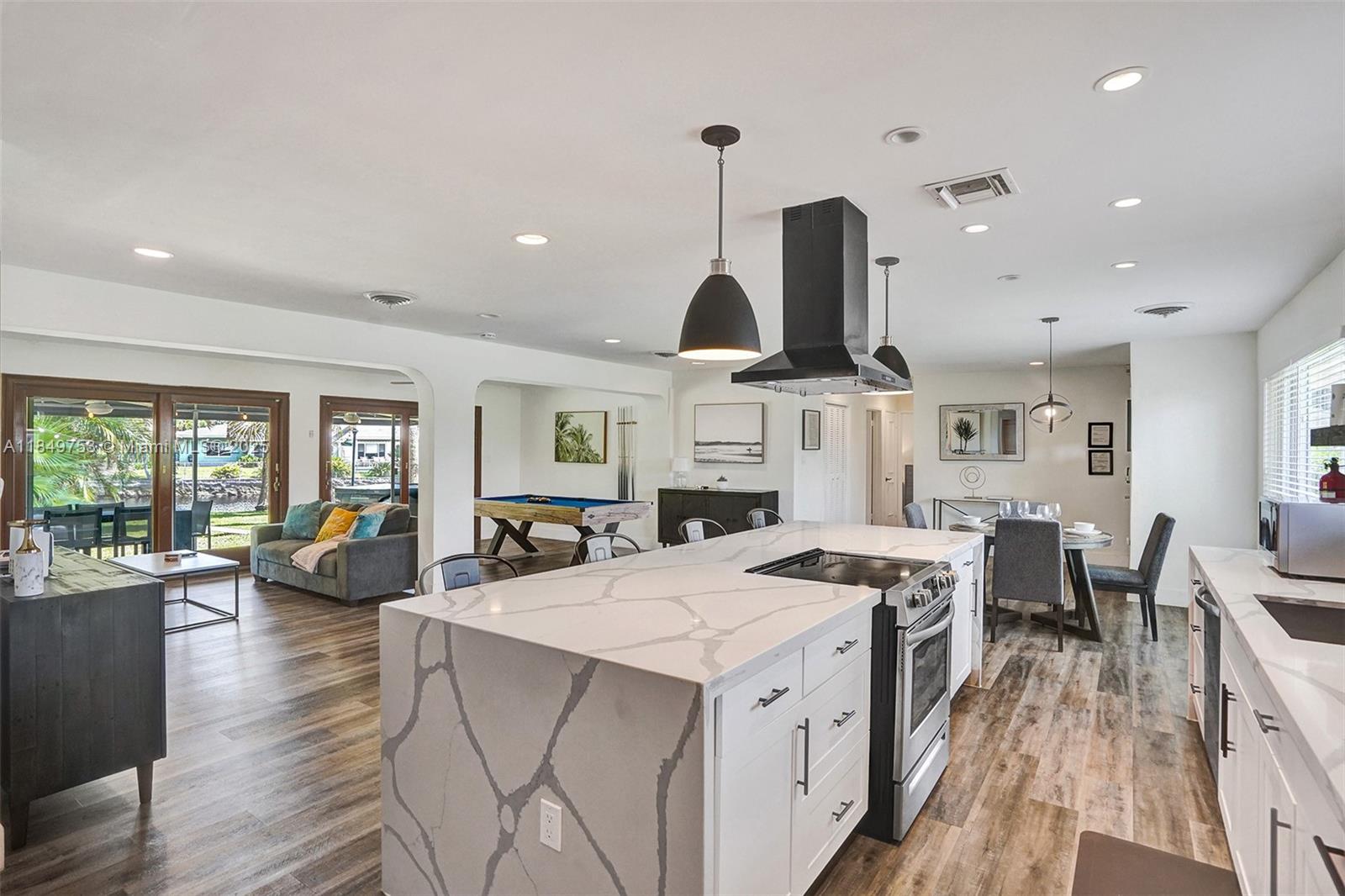 EDGEWATER ESTATES - Residential Lease