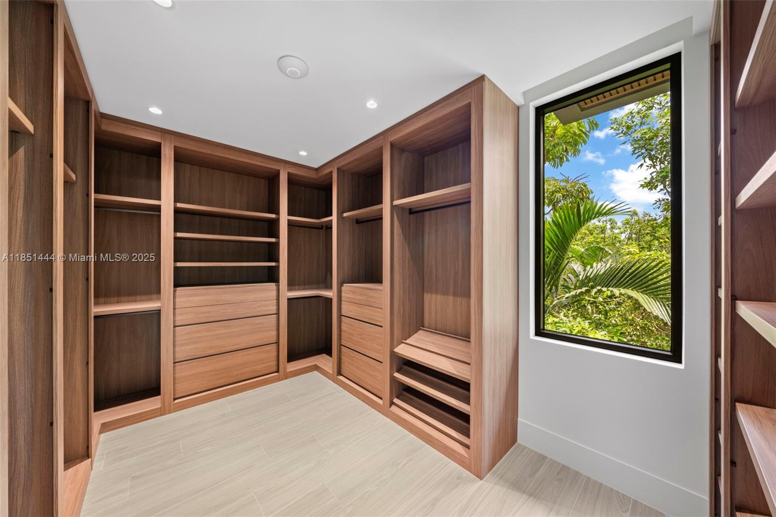 HIGH PINES REV PL - Residential