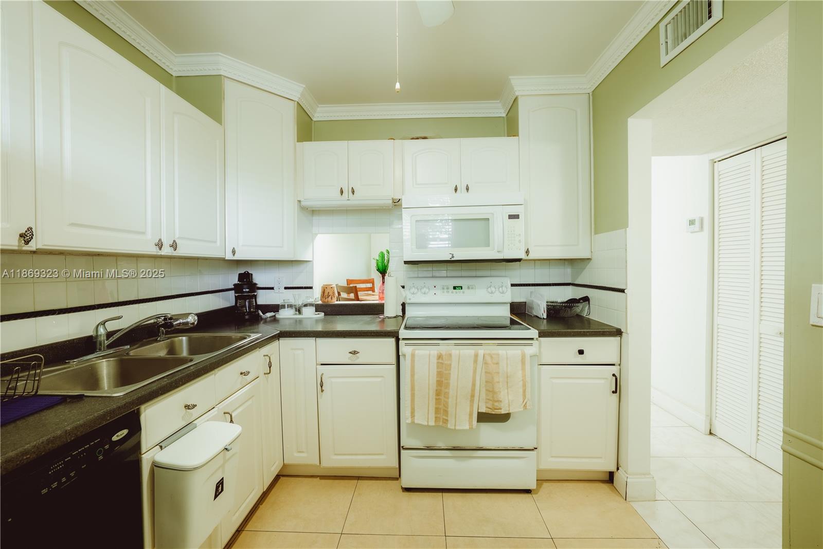 HOLIDAY SPRINGS VILLAGE 2 - Residential