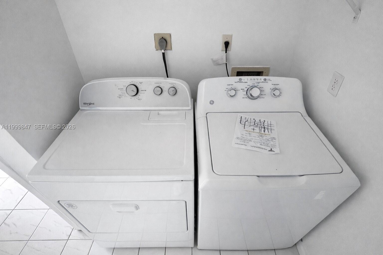 EL PRADO XI CONDO - Residential