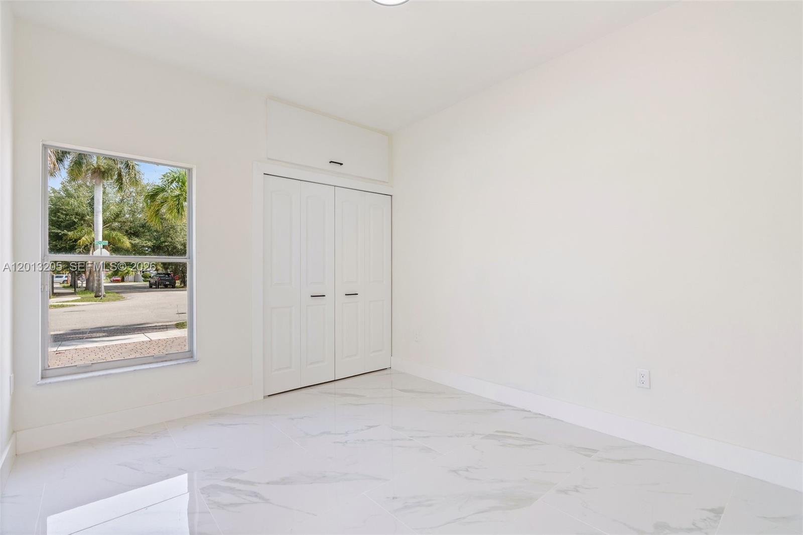 SPANISH LAKES 2ND ADDN - Residential