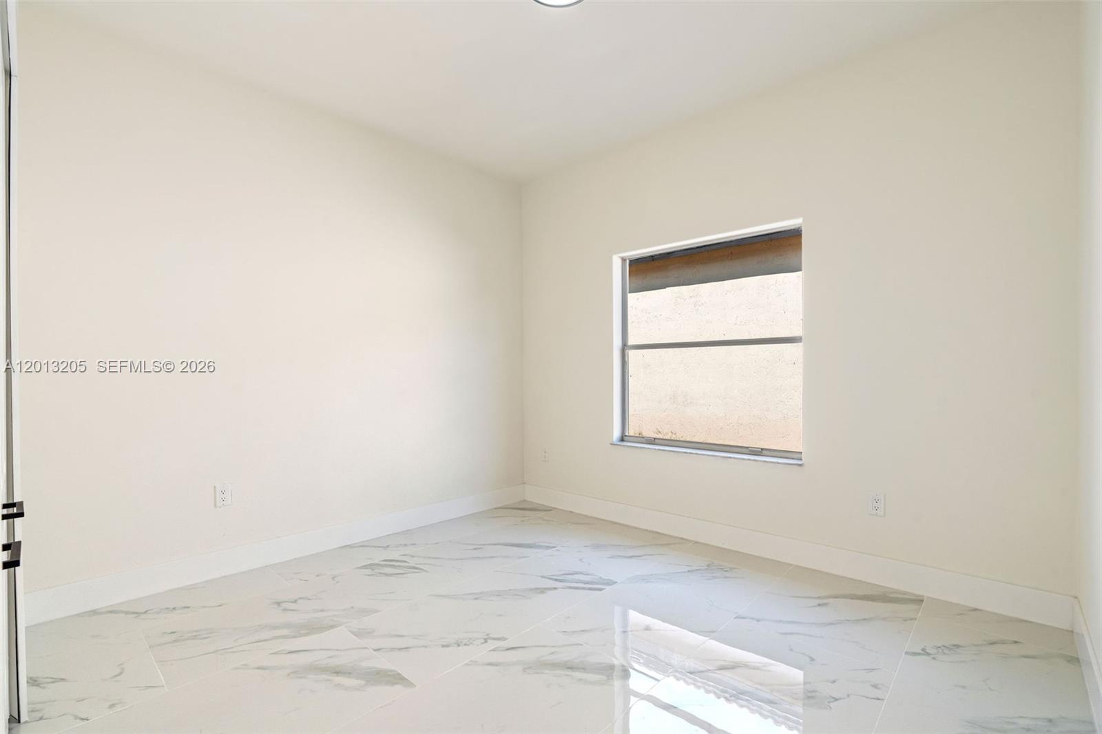 SPANISH LAKES 2ND ADDN - Residential