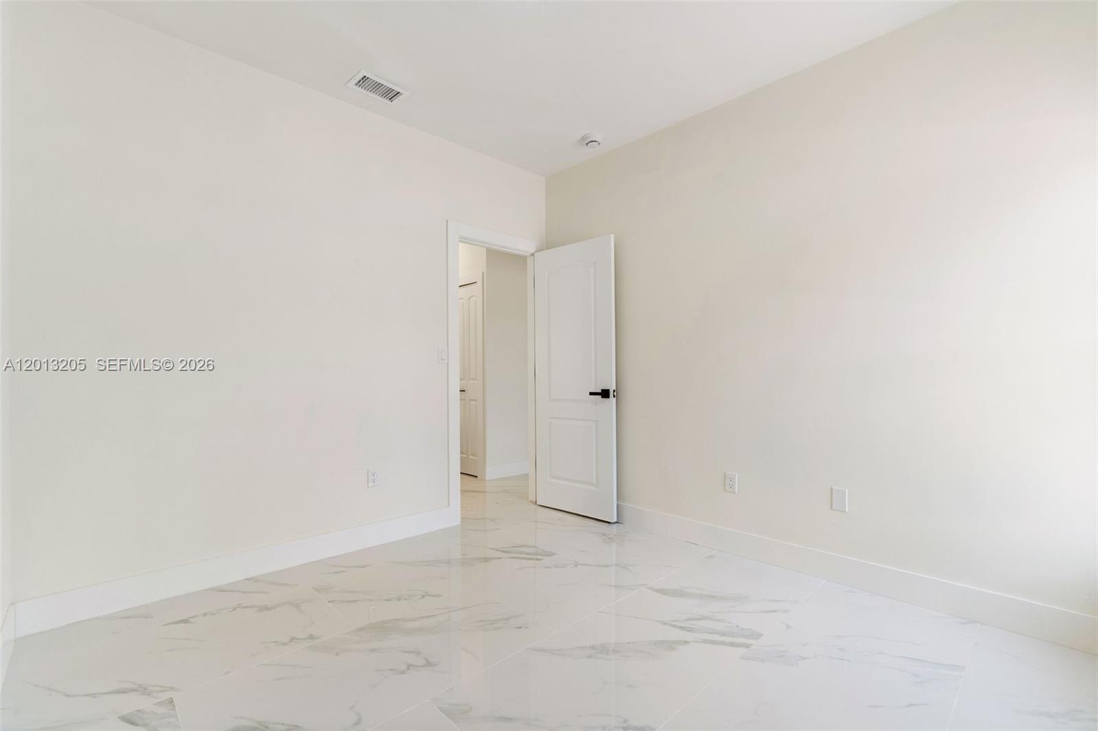 SPANISH LAKES 2ND ADDN - Residential