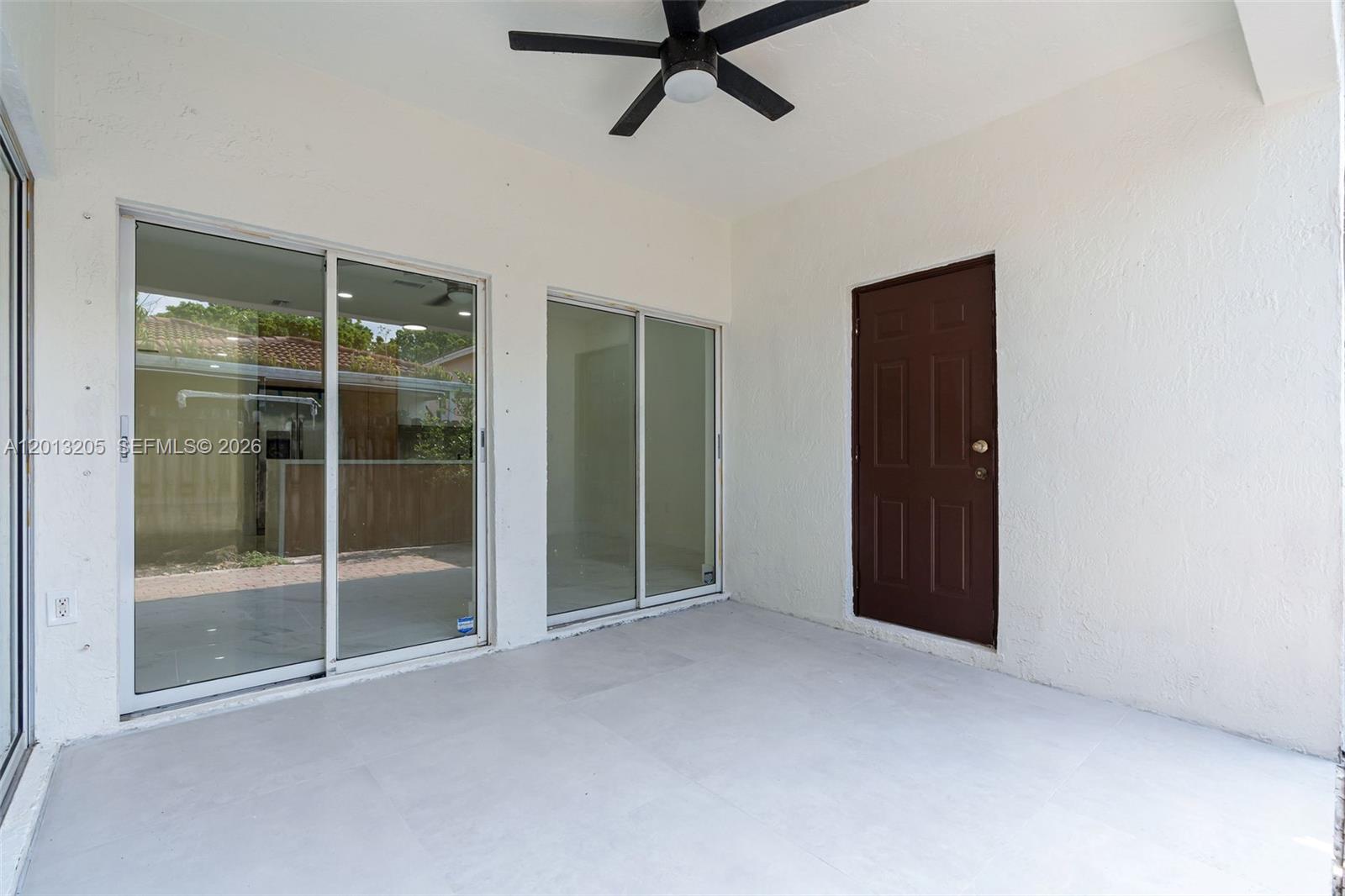 SPANISH LAKES 2ND ADDN - Residential