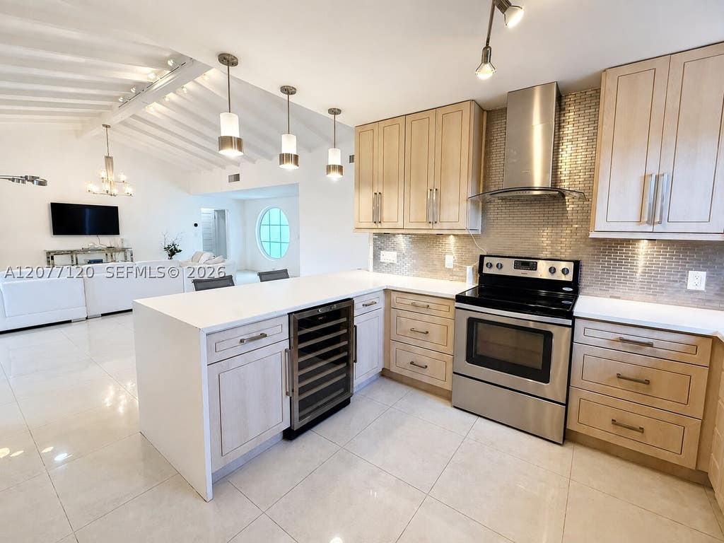 Photo of 2830 NE 56th Ct, Fort Lauderdale, FL 33308 (MLS # A12077120)