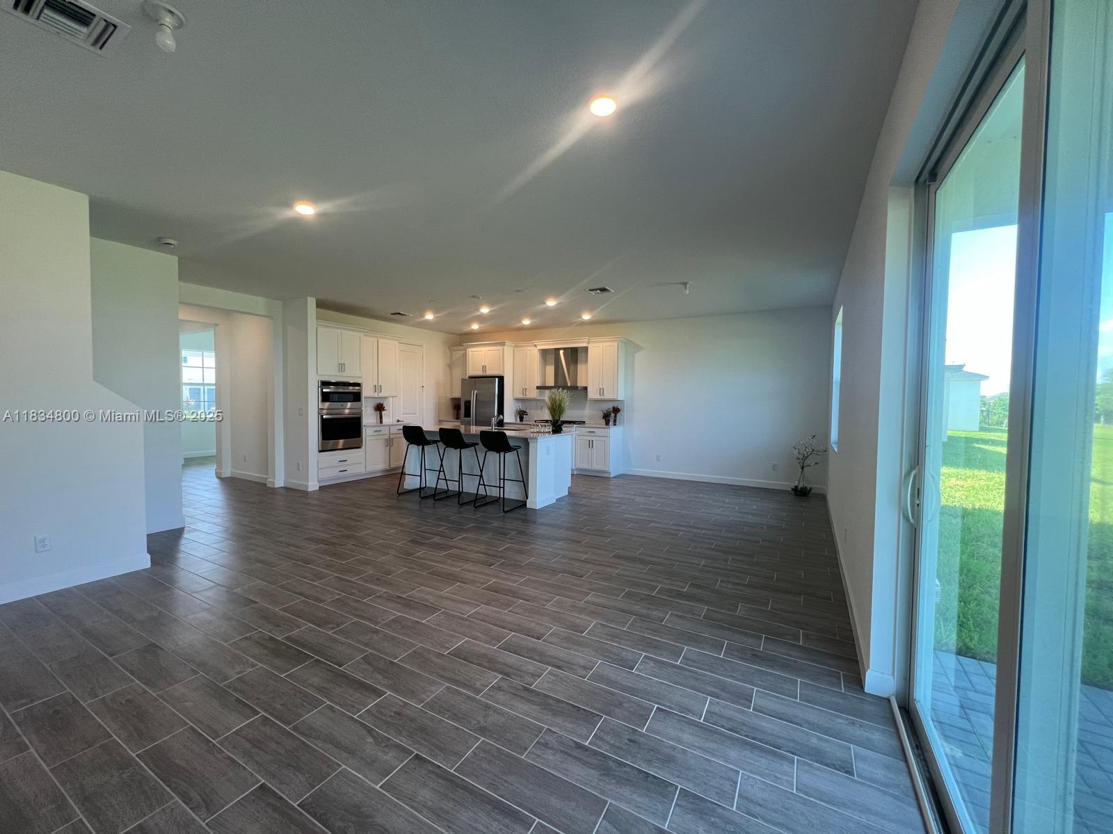 1161 Tangled Orchard Trce