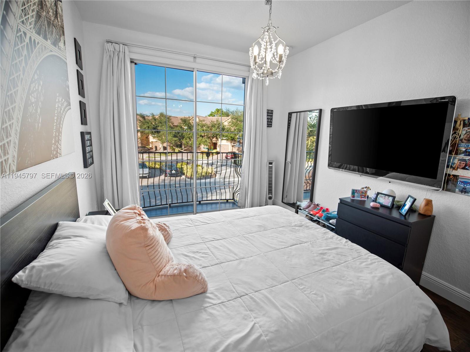 Eagle Creek - Residential