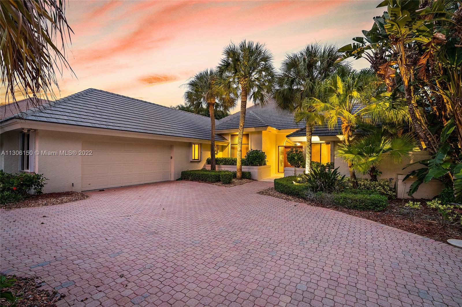 Admirals Cove - Residential