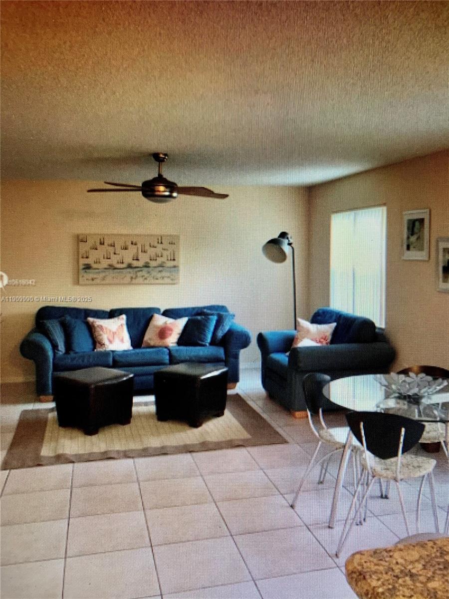 SAVANNAH PLAT 3 - Residential Lease