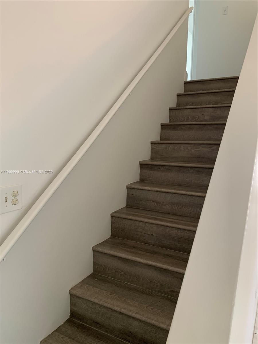 SAVANNAH PLAT 3 - Residential Lease