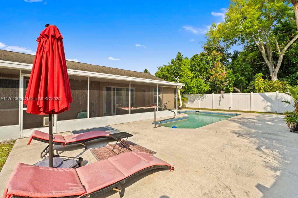 CRESTWOOD UNIT 1 PL 4 - Residential
