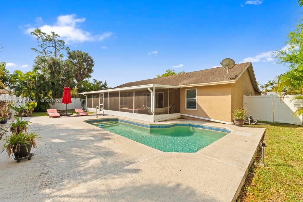 CRESTWOOD UNIT 1 PL 4 - Residential